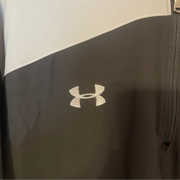 Under Armour Loose Quarter Zip Pullover - Picture 2 of 11